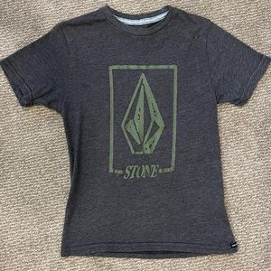 Volcom boys shirt size small 8-10